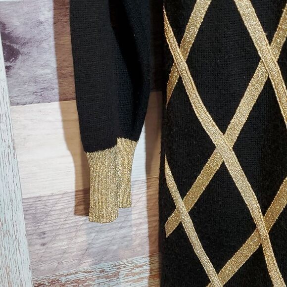 Vintage Gorgeous Black Gold Metallic VNeck Sweater, Suzelle, Sz M - Picture 4 of 9